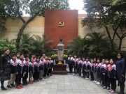 Lễ kết nạp Đội viên tại di tích 90 Thợ Nhuộm