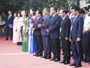 ĐOÀN ĐẠI BIỂU DÂNG HƯƠNG NHÂN KỶ NIỆM 70 NĂM THÀNH LẬP NGÀNH GIÁO DỤC VÀ ĐÀO TẠO THỦ ĐÔ