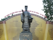 TƯỢNG ĐÀI ĐỨC VUA LÝ THÁI TỔ