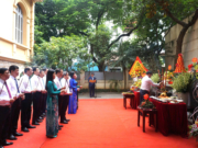 THÀNH UỶ- HĐND- UBND- UỶ BAN MTTQ VIỆT NAM THÀNH PHỐ HÀ NỘI DÂNG HƯƠNG TƯỞNG NIỆM 95 NĂM HUÝ NHẬT ĐỒNG CHÍ TRẦN PHÚ